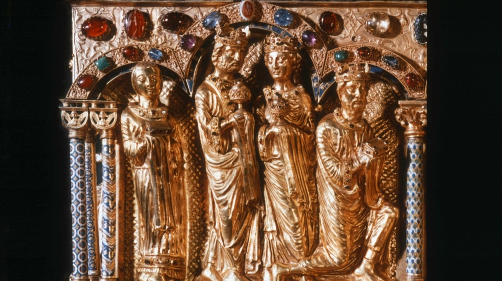 Der Dreikönigenschrein (auch Dreikönigsschrein) im Kölner Dom, in dem die Gebeine der Heiligen Drei Könige ruhen sollen. | Bild: picture-alliance/dpa/akg/Bildarchiv Steffens