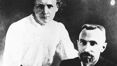 Marie Curie neben ihrem Mann Pierre | Bild: picture-alliance/dpa