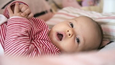Ein Automat, der Babys wäscht und wickelt? Für diese Erfindung gab's den Ig-Nobelpreis 2019 in Technik. | Bild: picture alliance / dpa Themendienst