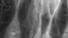 helle Geröllfelder im Osthang des Dionysius Krater im Mare Tranquilitatis auf dem Mond, aufgenommen von der Mondsonde LRO. Der Lunar Reconnaissance Orbiter nimmt unseren Mond seit 2009 ganz genau unter die Lupe: Bis auf fünfzig Zentimeter genau erkunden seine Instrumente unseren Trabanten. Und entdecken dabei so einiges ... seht selbst! | Bild: NASA / GSFC / Arizona State University