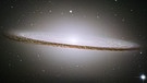 Die Sombrerogalaxie M104 im Sternbild Jungfrau im Virgo-Galaxienhaufen | Bild: NASA